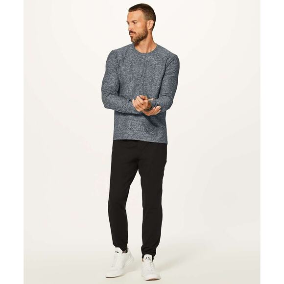Lululemon Surge Warm Long Sleeve Heathered Melanite Gray Men's Size Medium - Picture 11 of 12
